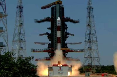 India's Aditya-L1 solar probe successfully lifts off toward the sun