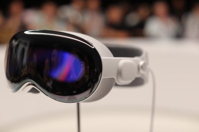 Apple reportedly plans to release its Vision Pro headset in March 2024